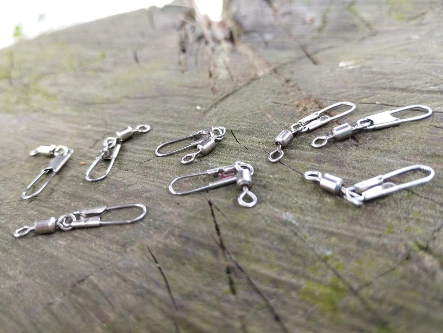 The Pros and Cons of Using a Swivel When Trout Fishing Trout Resource